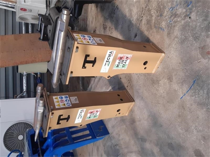 - - - beton hammer til minigraver - Kašika za Građevinska mašina: slika 1 - - - beton hammer til minigraver - Kašika za Građevinska mašina: slika 1