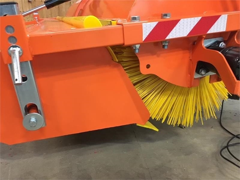 - - - j maskiner - Metle: slika 4 - - - j maskiner - Metle: slika 4