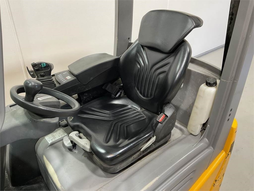 Jungheinrich EFG 216 K - Električni viljuškar: slika 5 Jungheinrich EFG 216 K - Električni viljuškar: slika 5