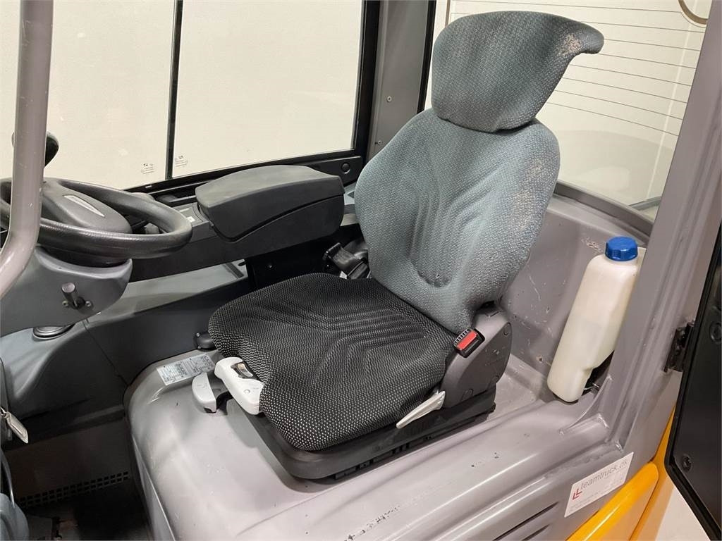 Jungheinrich EFG 218K - Električni viljuškar: slika 5 Jungheinrich EFG 218K - Električni viljuškar: slika 5