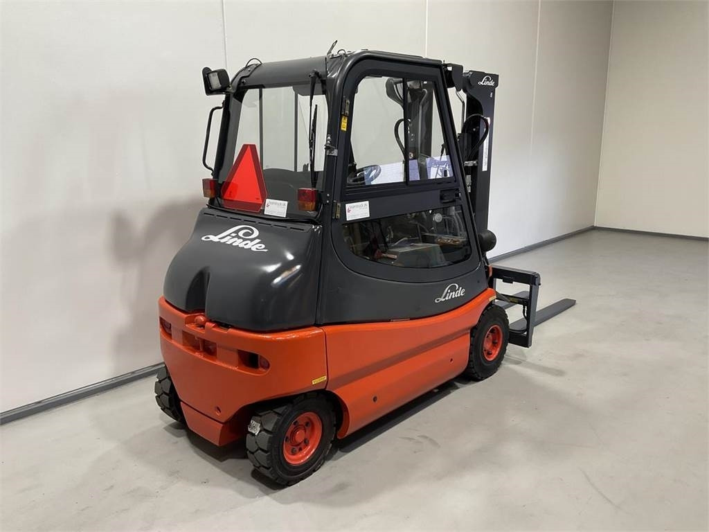 Linde E25P - 02  - Električni viljuškar: slika 2 Linde E25P - 02  - Električni viljuškar: slika 2