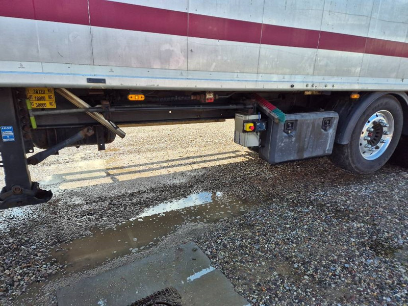 AMT 4 akslet walking floor trailer - Poluprikolica sa pokretnim podom: slika 4 AMT 4 akslet walking floor trailer - Poluprikolica sa pokretnim podom: slika 4