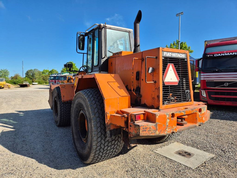Hitachi FR 130 - Utovarivač točkaš: slika 3 Hitachi FR 130 - Utovarivač točkaš: slika 3