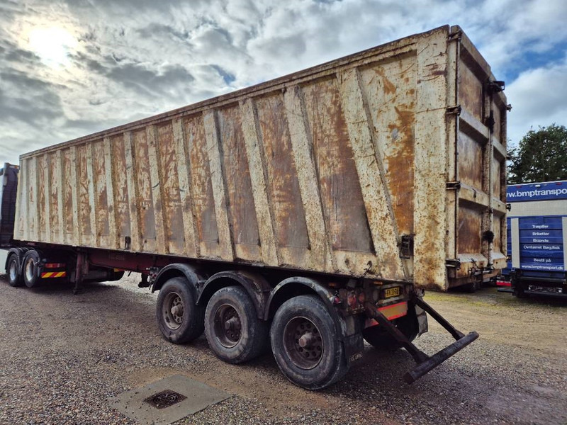 KEL-BERG 71 m3 steel tipper / stål tipper (nysynet) - Poluprikolica istovarivača: slika 3 KEL-BERG 71 m3 steel tipper / stål tipper (nysynet) - Poluprikolica istovarivača: slika 3