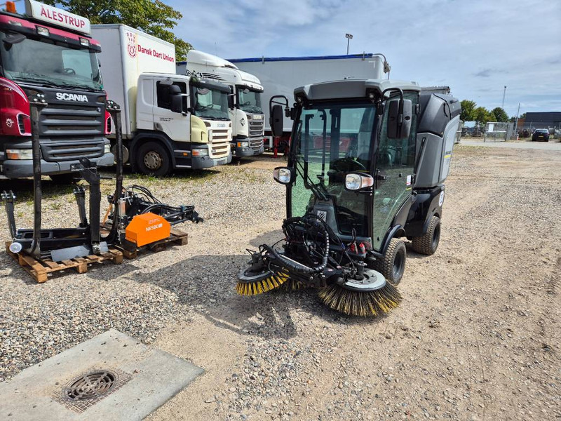 Kärcher MIC 26 // Feje-sug // Kantklipper - Prikolica za poljoprivredu: slika 1 Kärcher MIC 26 // Feje-sug // Kantklipper - Prikolica za poljoprivredu: slika 1