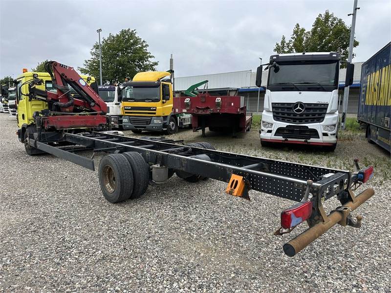 MAN TGL 12.220 // Crane HMF 735K2 // - Kamion sa dizalicom: slika 4 MAN TGL 12.220 // Crane HMF 735K2 // - Kamion sa dizalicom: slika 4
