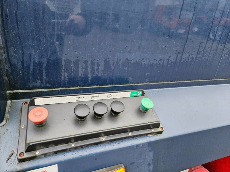 Kamion za smeće Scania P 320 6x2/4 - Norba 22 m3 (2016): slika 13