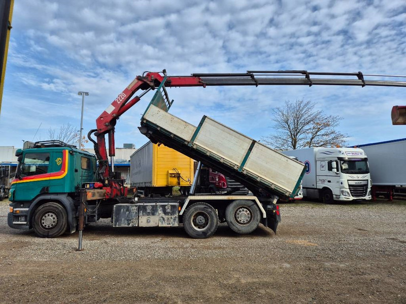 Scania P450 6x2/4 // HMF 2223 K4 // 3-way tip - Kamion sa dizalicom: slika 5 Scania P450 6x2/4 // HMF 2223 K4 // 3-way tip - Kamion sa dizalicom: slika 5