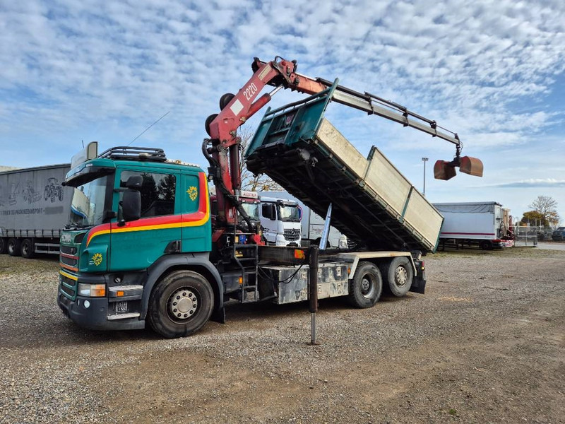 Scania P450 6x2/4 // HMF 2223 K4 // 3-way tip - Kamion sa dizalicom: slika 4 Scania P450 6x2/4 // HMF 2223 K4 // 3-way tip - Kamion sa dizalicom: slika 4