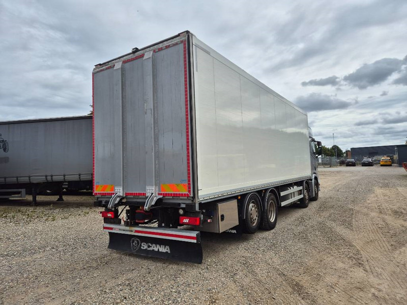 Scania R 500 8x2 //Rampe// Underboring - Kamion sa zatvorenim sandukom: slika 5 Scania R 500 8x2 //Rampe// Underboring - Kamion sa zatvorenim sandukom: slika 5