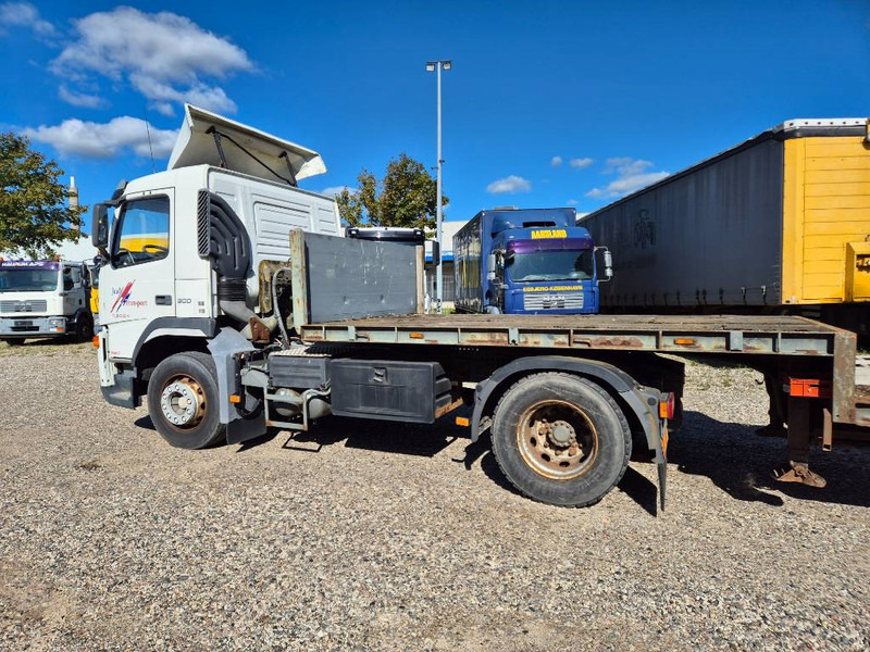 Volvo FM 300 // 4x2 // Manuel - Tegljač: slika 3 Volvo FM 300 // 4x2 // Manuel - Tegljač: slika 3