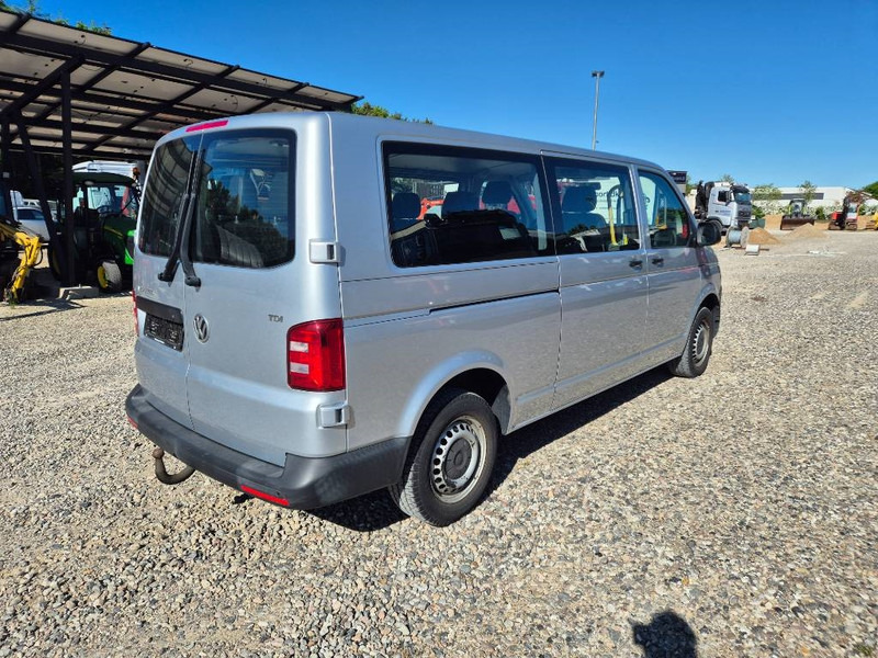 Volkswagen Transporter 2,0 TDi 102 Kombi lang 4d 9 prs - Automobil: slika 4 Volkswagen Transporter 2,0 TDi 102 Kombi lang 4d 9 prs - Automobil: slika 4