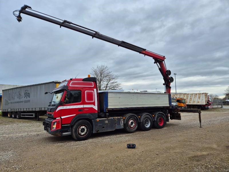 Volvo FMX 500 8x4/4 // HMF 2120 K4 // 3 side tipper - Kamion sa dizalicom: slika 2 Volvo FMX 500 8x4/4 // HMF 2120 K4 // 3 side tipper - Kamion sa dizalicom: slika 2