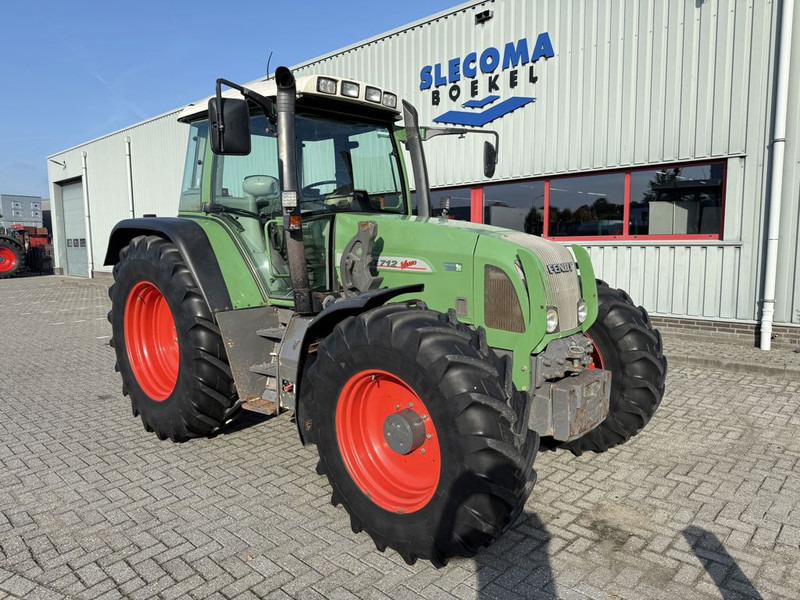 Fendt 712 Vario - Traktor: slika 4 Fendt 712 Vario - Traktor: slika 4