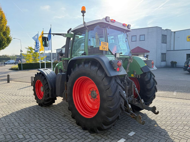 Fendt 712 Vario - Traktor: slika 2 Fendt 712 Vario - Traktor: slika 2