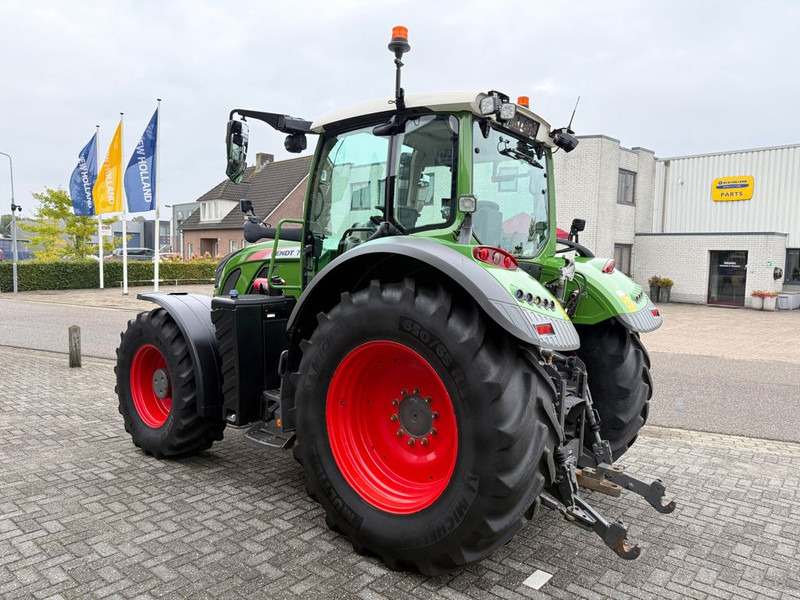 Fendt 720 S4 Vario Profi Plus - Traktor: slika 2 Fendt 720 S4 Vario Profi Plus - Traktor: slika 2
