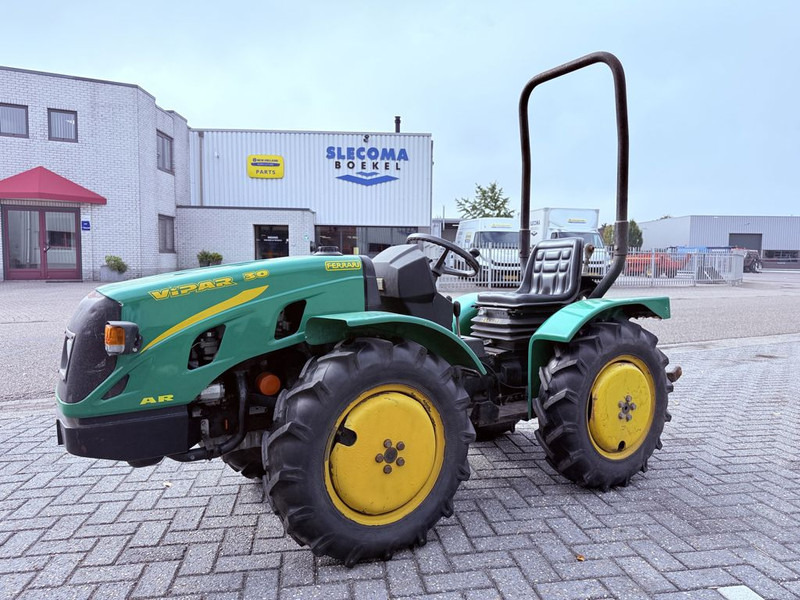 Traktor Ferrari VIPAR F30L AR: slika 6 Traktor Ferrari VIPAR F30L AR: slika 6