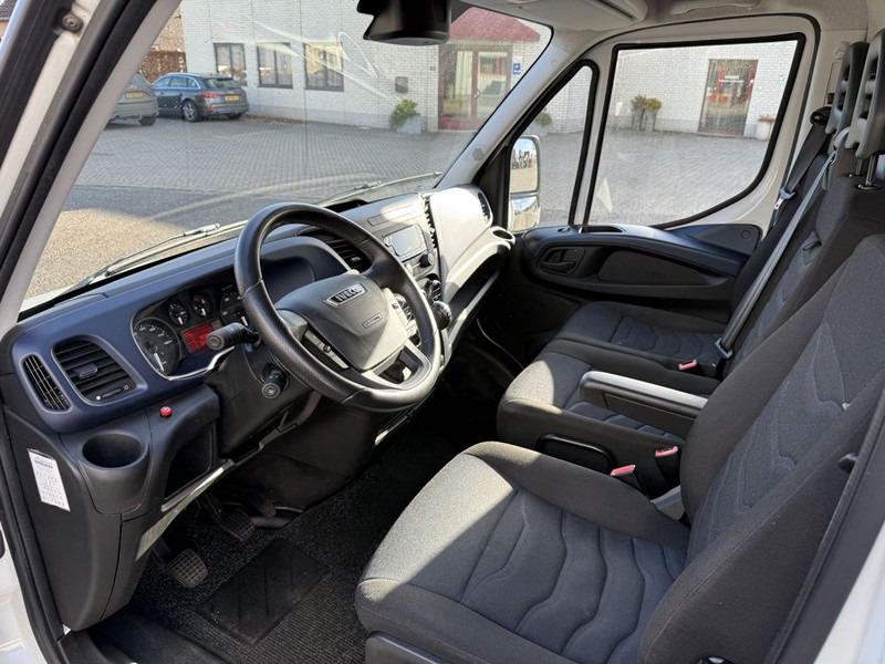 Iveco Daily 50-150 Bakwagen - Kamion sa zatvorenim sandukom: slika 5 Iveco Daily 50-150 Bakwagen - Kamion sa zatvorenim sandukom: slika 5