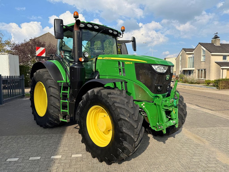 John Deere 6250R Ultimate Edition Autopowr - Traktor: slika 4 John Deere 6250R Ultimate Edition Autopowr - Traktor: slika 4