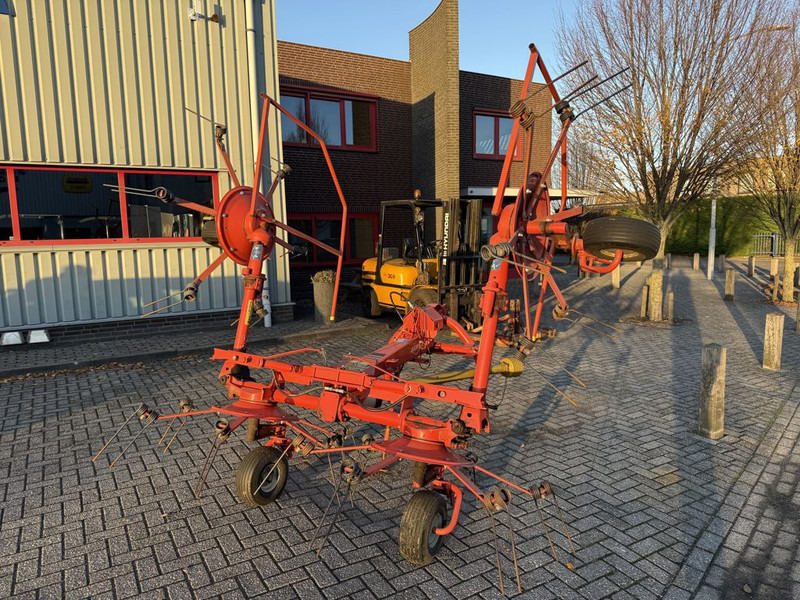 Kuhn GF5001MH Schudder (Marge) - Prevrtač/ Grabuljač: slika 4 Kuhn GF5001MH Schudder (Marge) - Prevrtač/ Grabuljač: slika 4