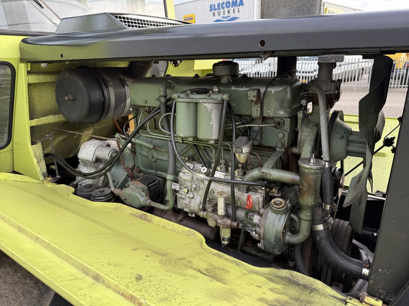 Traktor Mercedes-Benz MB-Trac 1300: slika 16 Traktor Mercedes-Benz MB-Trac 1300: slika 16