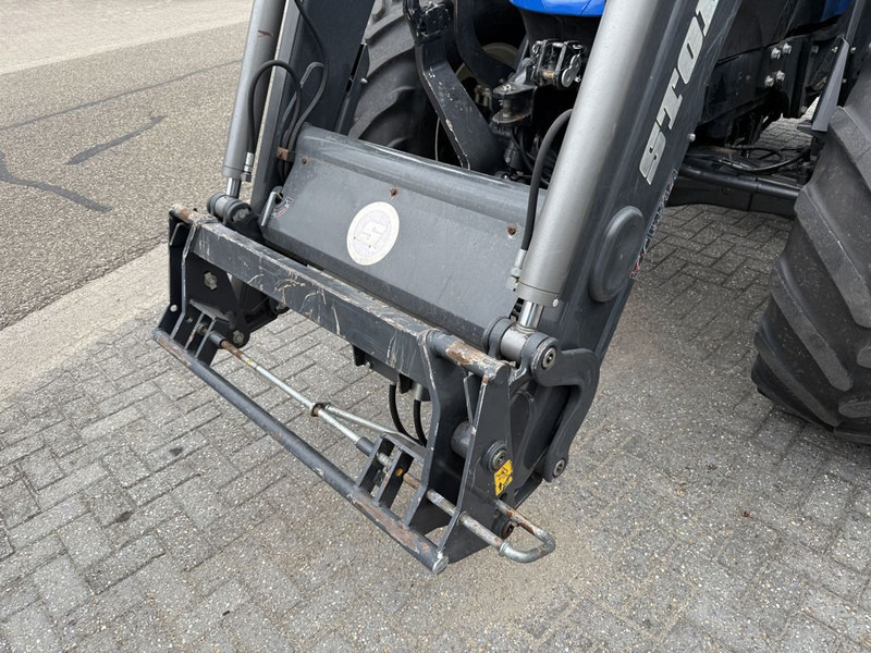 Traktor New Holland T6.175 AC T4B: slika 16