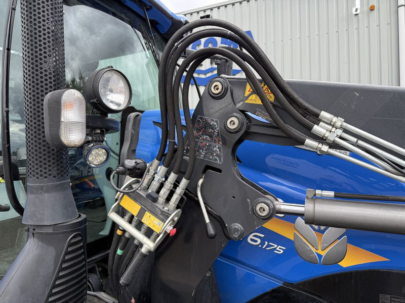 Traktor New Holland T6.175 AC T4B: slika 14