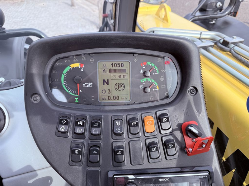 Teleskopski upravljač New Holland TH6.36 PLUS: slika 7