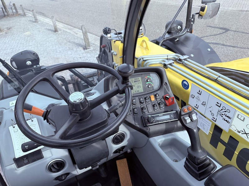 Teleskopski upravljač New Holland TH6.36 PLUS: slika 6