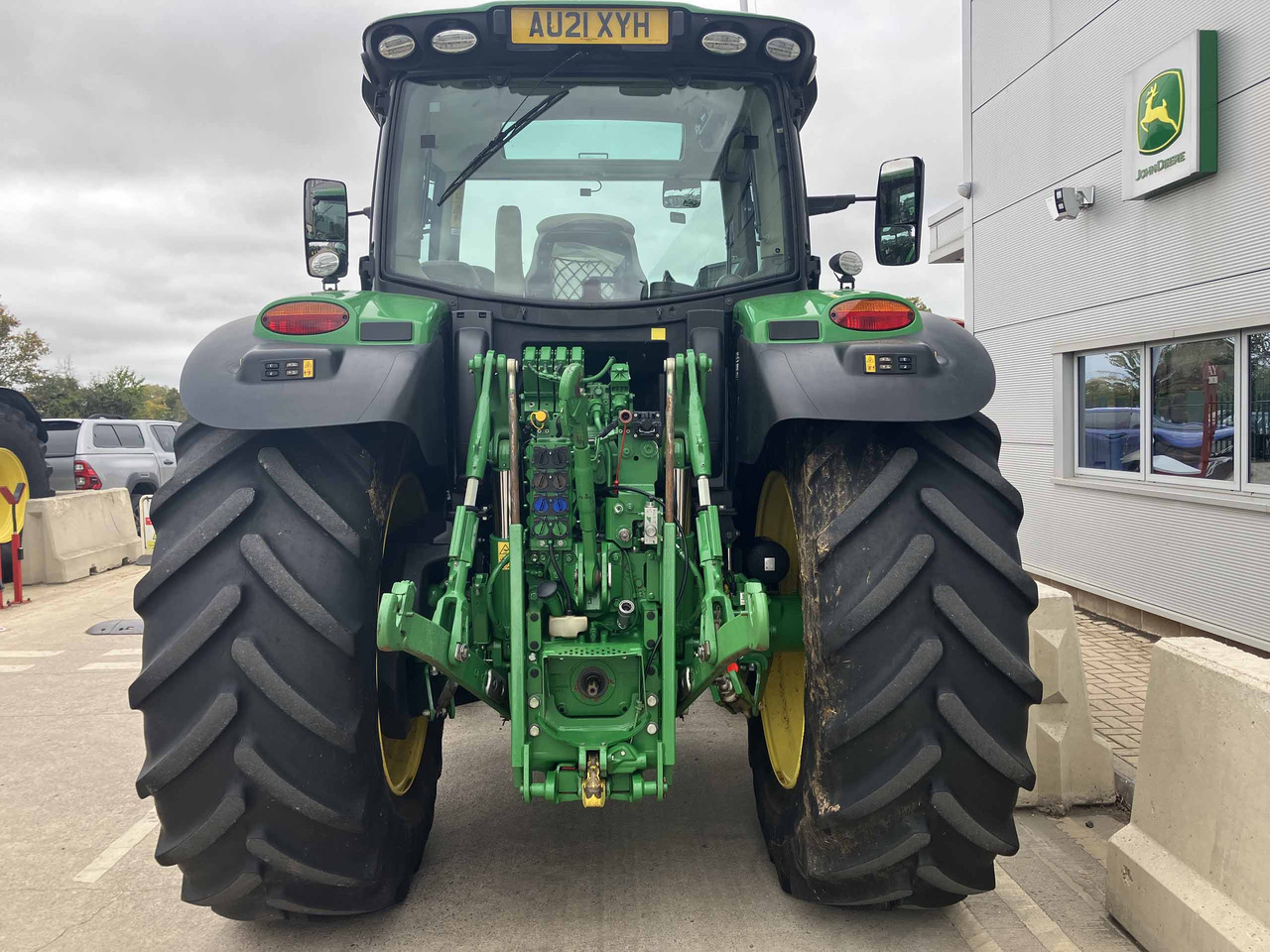 John Deere 6155R - Traktor: slika 4 John Deere 6155R - Traktor: slika 4