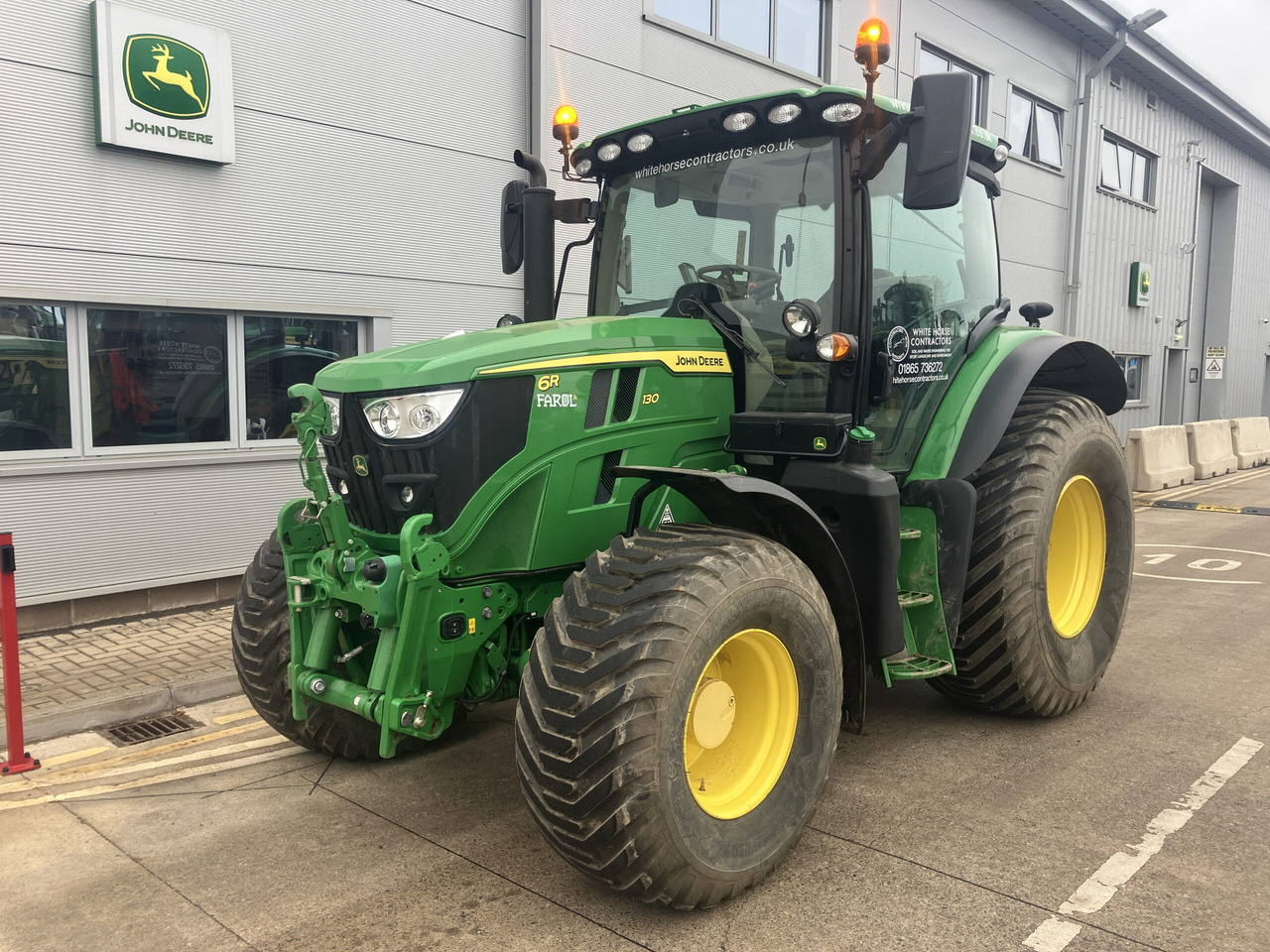 John Deere 6R 130 - Traktor: slika 1 John Deere 6R 130 - Traktor: slika 1