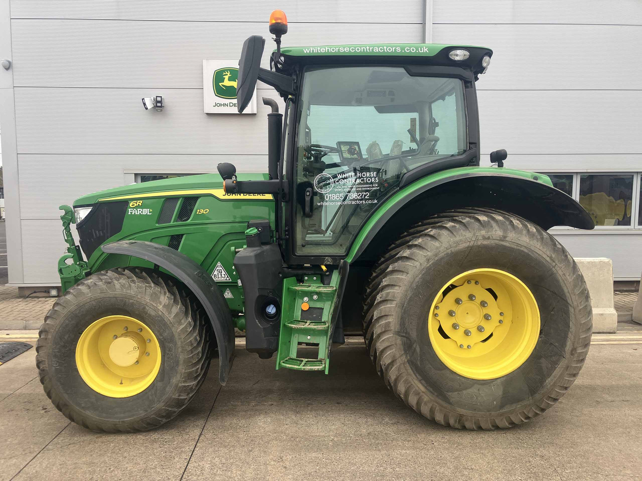 John Deere 6R 130 - Traktor: slika 2 John Deere 6R 130 - Traktor: slika 2
