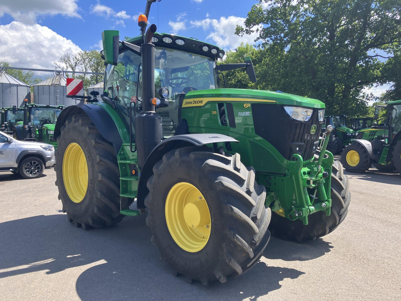Traktor John Deere 6R 215: slika 7