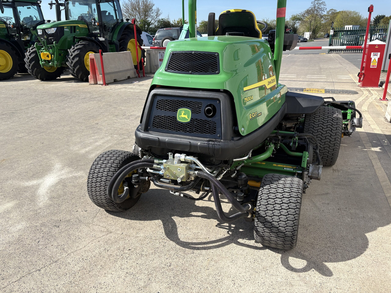 John Deere 7500A E-Cut - Baštenska kosačica: slika 4 John Deere 7500A E-Cut - Baštenska kosačica: slika 4