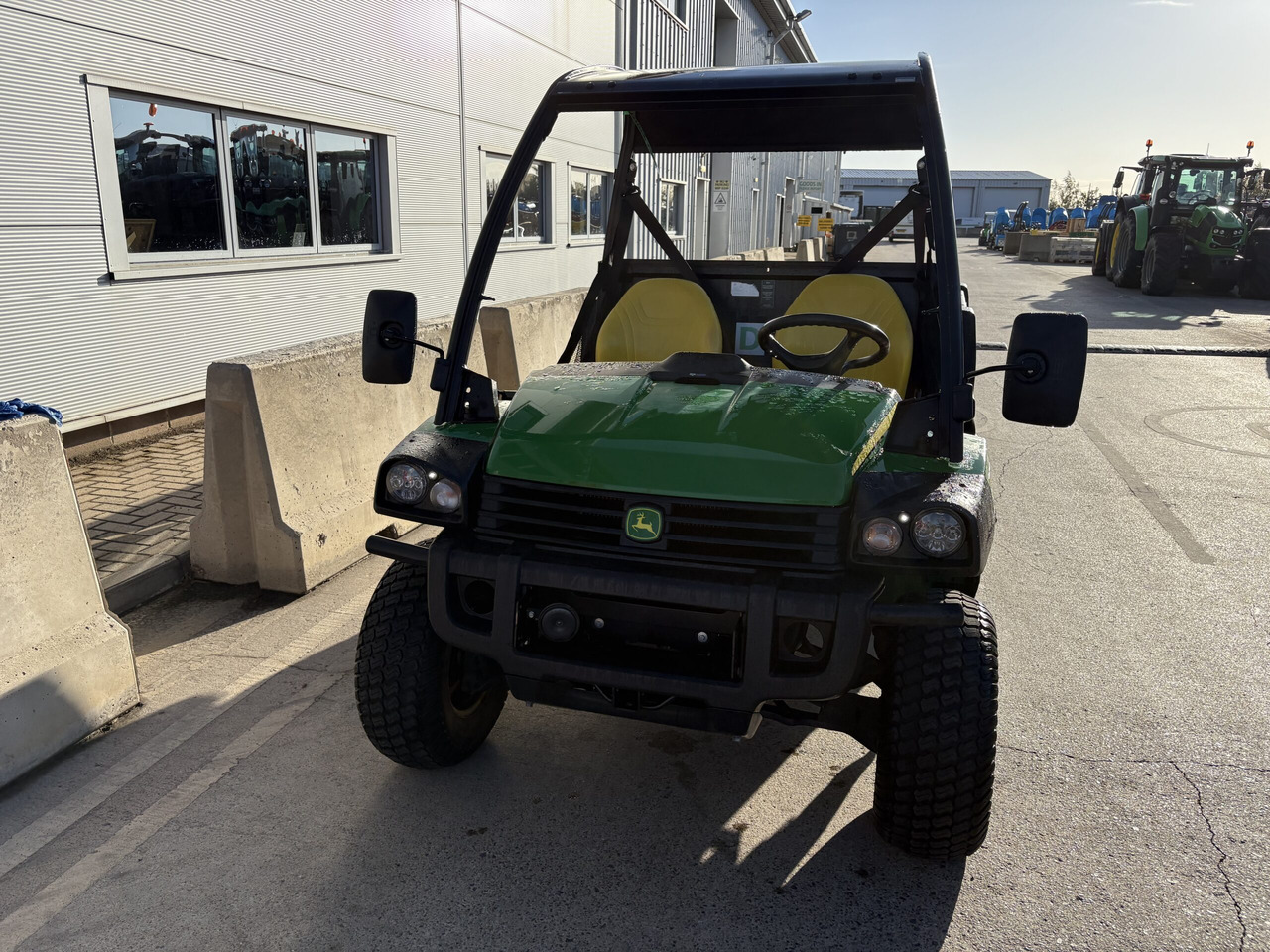 John Deere XUV855M Gator - ATV/ Četvorotočkaš: slika 2 John Deere XUV855M Gator - ATV/ Četvorotočkaš: slika 2
