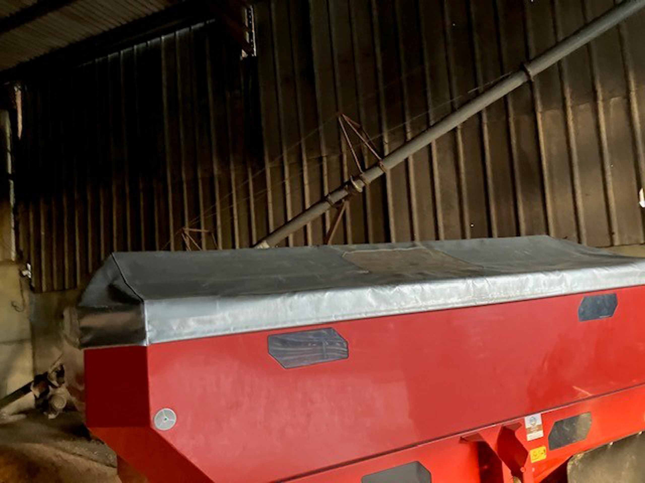 Kuhn Axis 30.1 - Rasipač veštačkog đubriva: slika 2 Kuhn Axis 30.1 - Rasipač veštačkog đubriva: slika 2