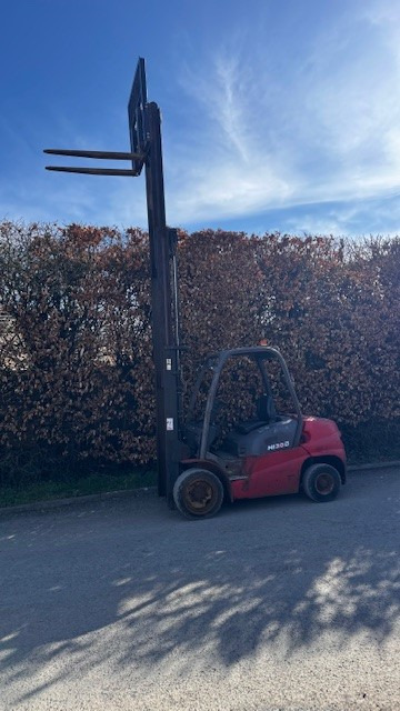 MANITOU MI30D - Dizel viljuškar: slika 2 MANITOU MI30D - Dizel viljuškar: slika 2