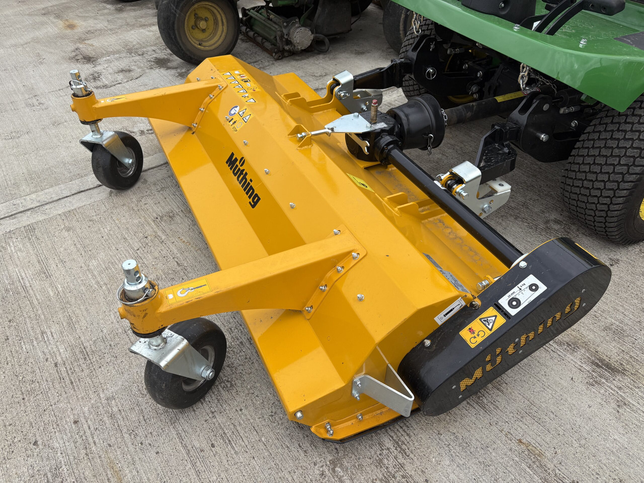 Muthing MU-FM160 JD Outfront Flail Mower - Baštenska kosačica: slika 3 Muthing MU-FM160 JD Outfront Flail Mower - Baštenska kosačica: slika 3