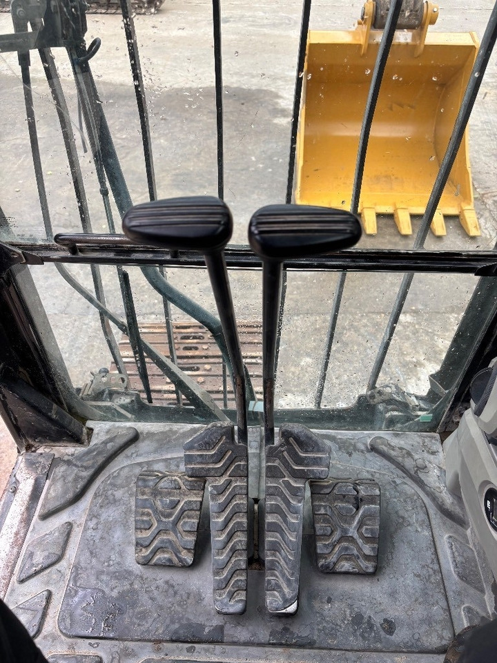 Bager guseničar CAT 324 E LN: slika 26