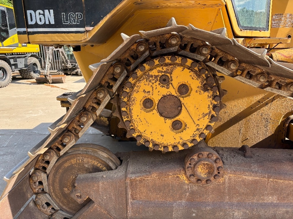 Buldožer CAT D 6 N LGP: slika 11