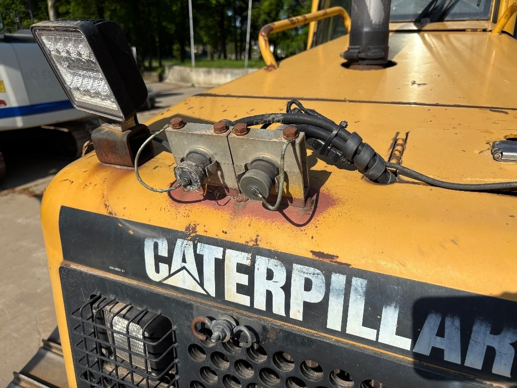 Buldožer CAT D 6 N LGP: slika 14