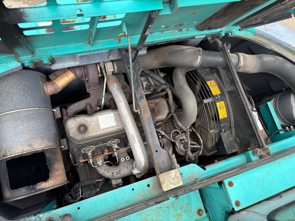 Bager guseničar Kobelco SK 135: slika 10