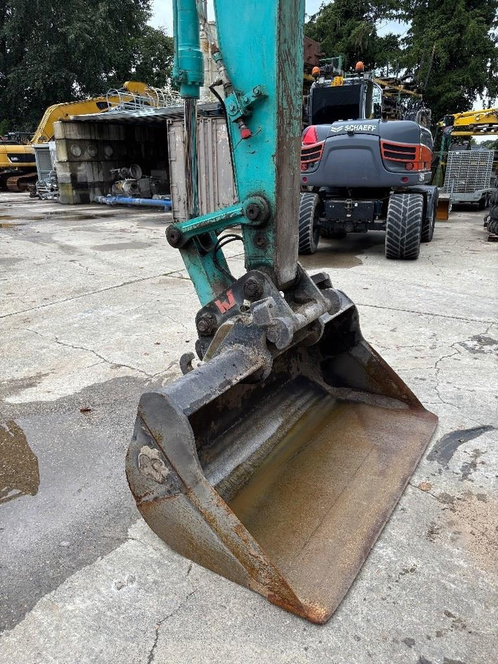 Bager guseničar Kobelco SK 135: slika 7