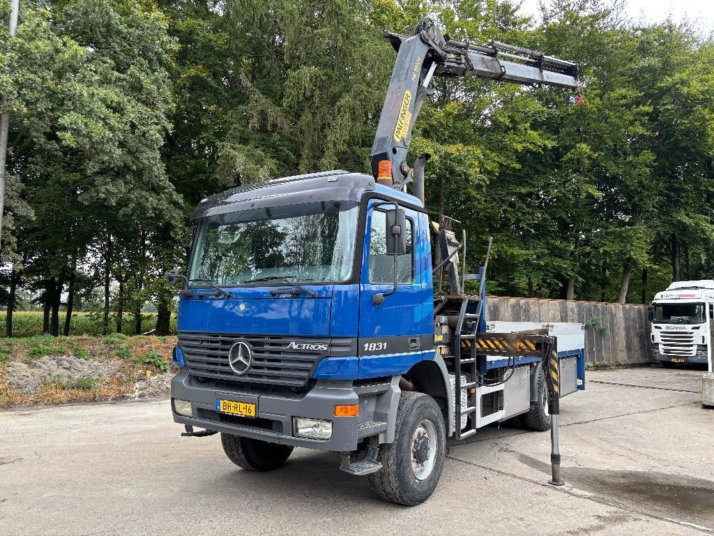 Mercedes-Benz Actros 1831/ 4x4 / Palfinger PK19000 Crane - Kamion sa dizalicom: slika 5 Mercedes-Benz Actros 1831/ 4x4 / Palfinger PK19000 Crane - Kamion sa dizalicom: slika 5