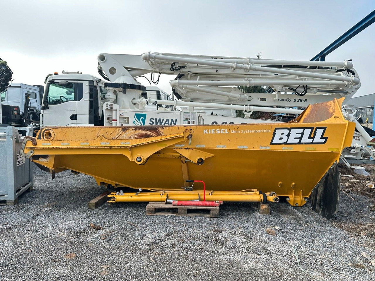 Bell B 25 E Dumper Mulden Kipper Aufbau - Promenjivo telo istovarivača: slika 1 Bell B 25 E Dumper Mulden Kipper Aufbau - Promenjivo telo istovarivača: slika 1