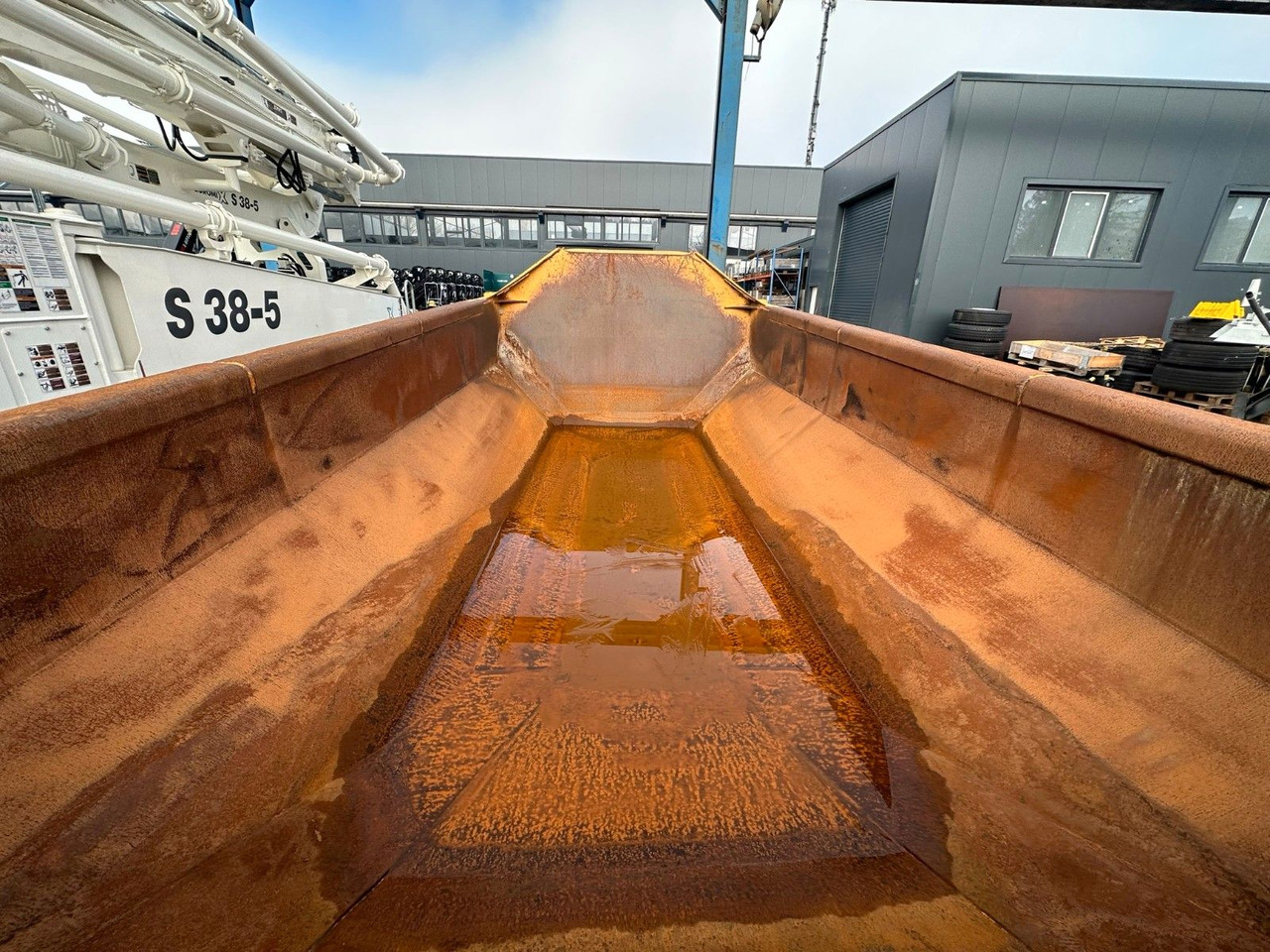 Bell B 25 E Dumper Mulden Kipper Aufbau - Promenjivo telo istovarivača: slika 5 Bell B 25 E Dumper Mulden Kipper Aufbau - Promenjivo telo istovarivača: slika 5