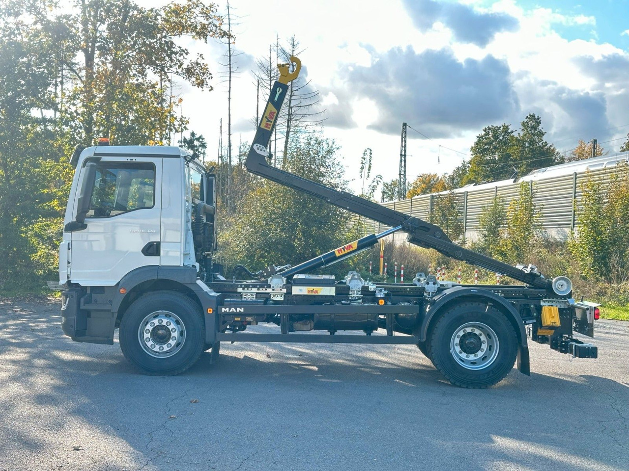MAN TGM 18.320 4x2 Euro 6e Hyva 12-45 - Kamion sa hidrauličnom kukom, Kamion sa dizalicom: slika 3 MAN TGM 18.320 4x2 Euro 6e Hyva 12-45 - Kamion sa hidrauličnom kukom, Kamion sa dizalicom: slika 3