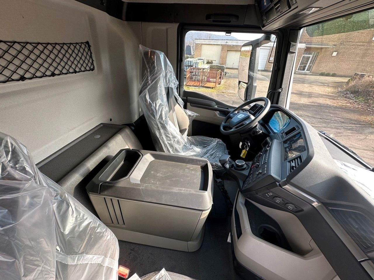 Kamion sa hidrauličnom kukom, Kamion sa dizalicom MAN TGS 26.470 6x2 Abrollkipper + Kran Hiab 228-4: slika 25