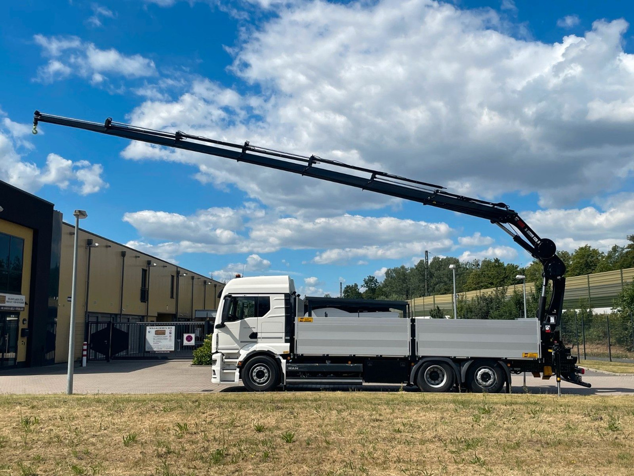 MAN TGS 26.480 /6X2 Euro6 Retarder HIAB 228 - 6 - Kamion sa dizalicom: slika 2 MAN TGS 26.480 /6X2 Euro6 Retarder HIAB 228 - 6 - Kamion sa dizalicom: slika 2