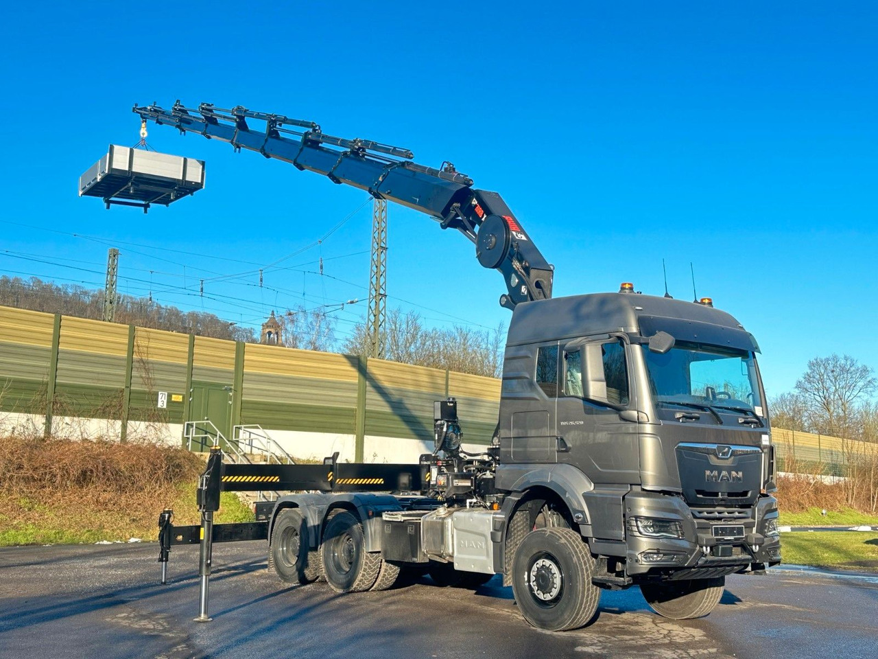 MAN TGS 26.520 6x6 Kran HIAB X-HIPRO 548E-8 - Kamion sa dizalicom: slika 1 MAN TGS 26.520 6x6 Kran HIAB X-HIPRO 548E-8 - Kamion sa dizalicom: slika 1
